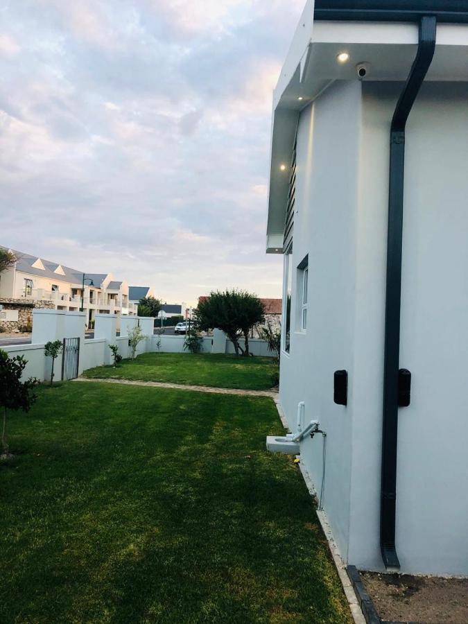 Wave N' Sea Villa Langebaan Exterior photo
